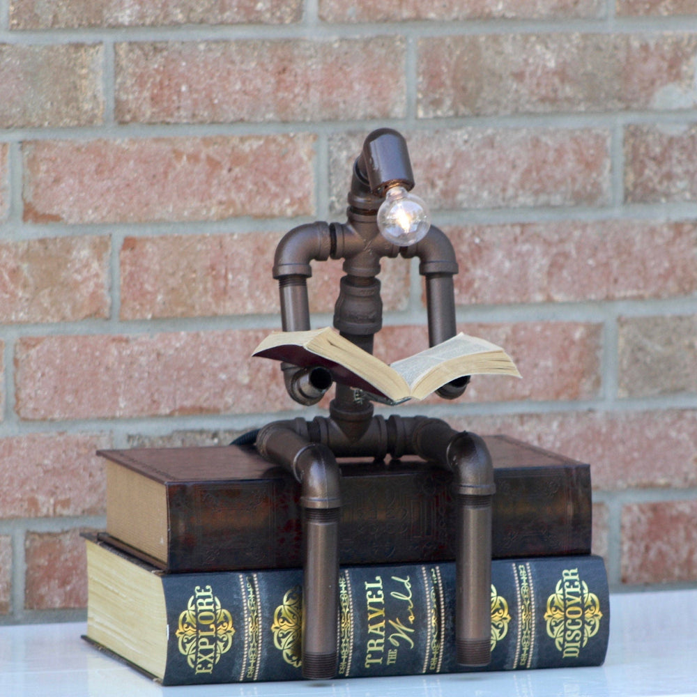Metal Reading Man Lamp