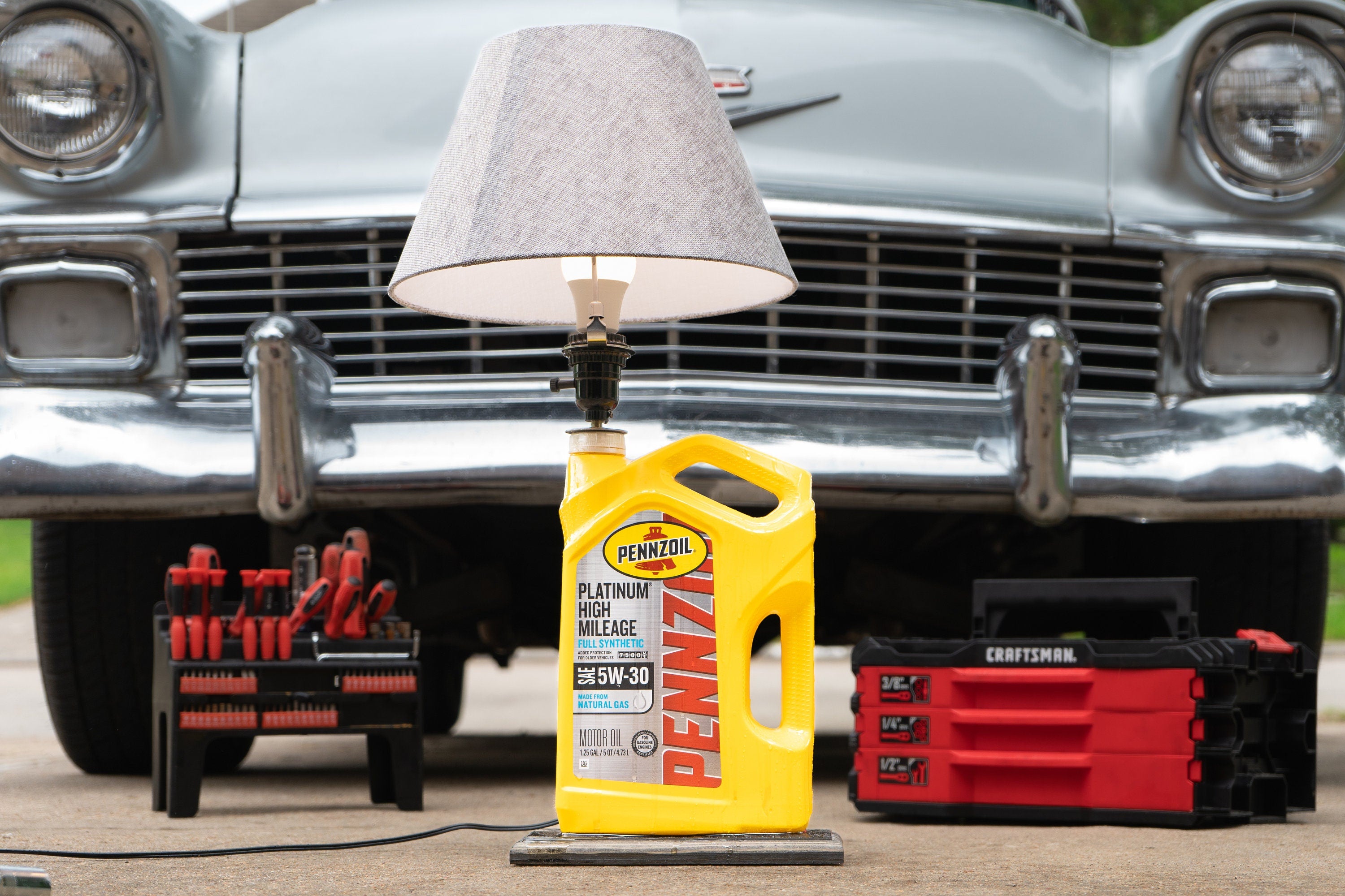 Motor Oil Lamp - Car parts Light / Car Shop office / Automotive Lamp