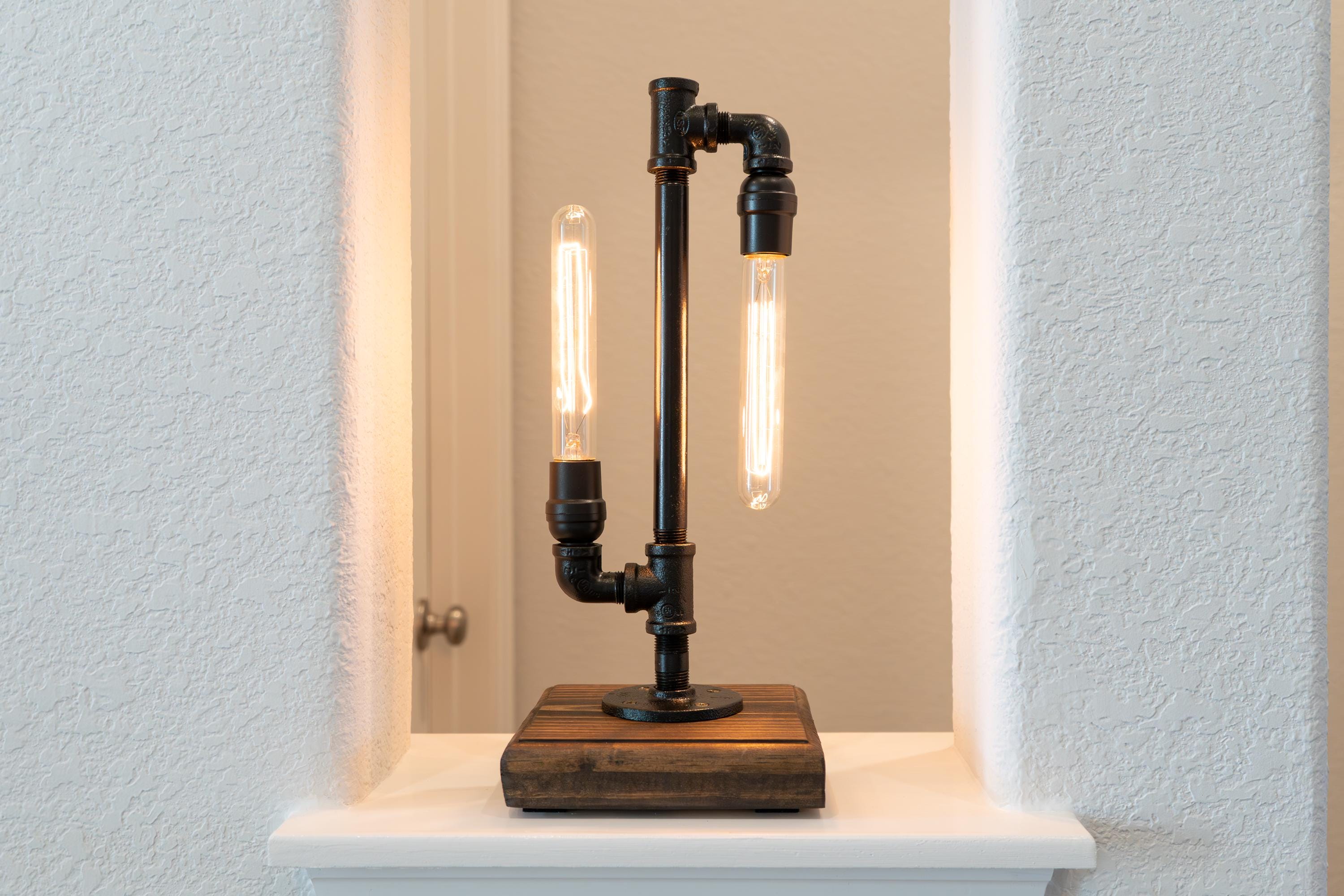 Industrial Pipe Lamp – Steampunk Edison Lamp / Industrial Home Lighting