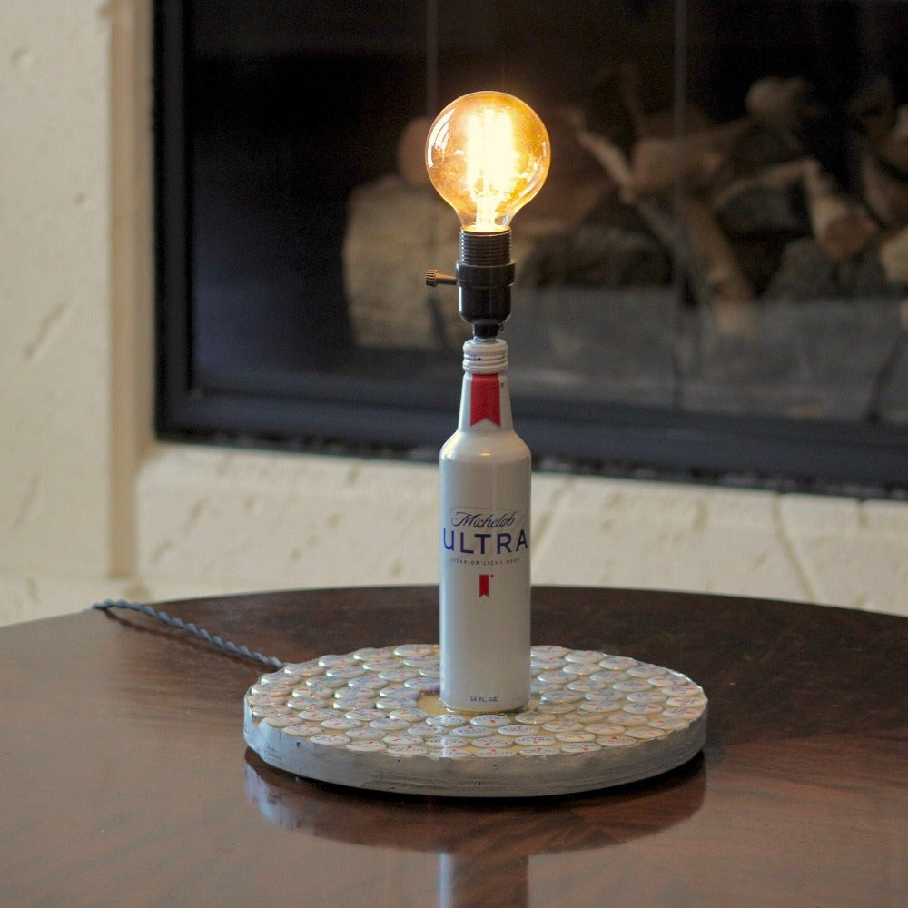 Michelob Ultra Lamp / Unique Beer Decor / Beer Lamp / Beer Can Decor / Beer Cap Decor / Michelob Ultra / Michelob Ultra Lamp / Beer Bottle Lamp / Beer Bottle Decor / Unique Beer Decor / Beer Can Art / Beer Table Lamp / Unique Beer Can / Beer Industrial / Beer Room Light